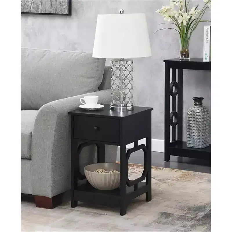 Table de chevet à 1 tiroir avec motif latéral octogonal, étagères à deux niveaux et tiroir coulissant, table d'appoint élégante pour le rangement dans la chambre