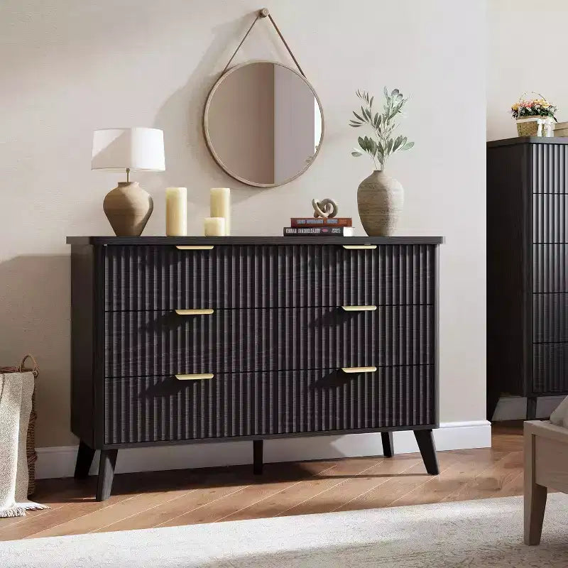 Commode à 6 tiroirs cannelée, commode en bois moderne au design incurvé pour chambre à coucher